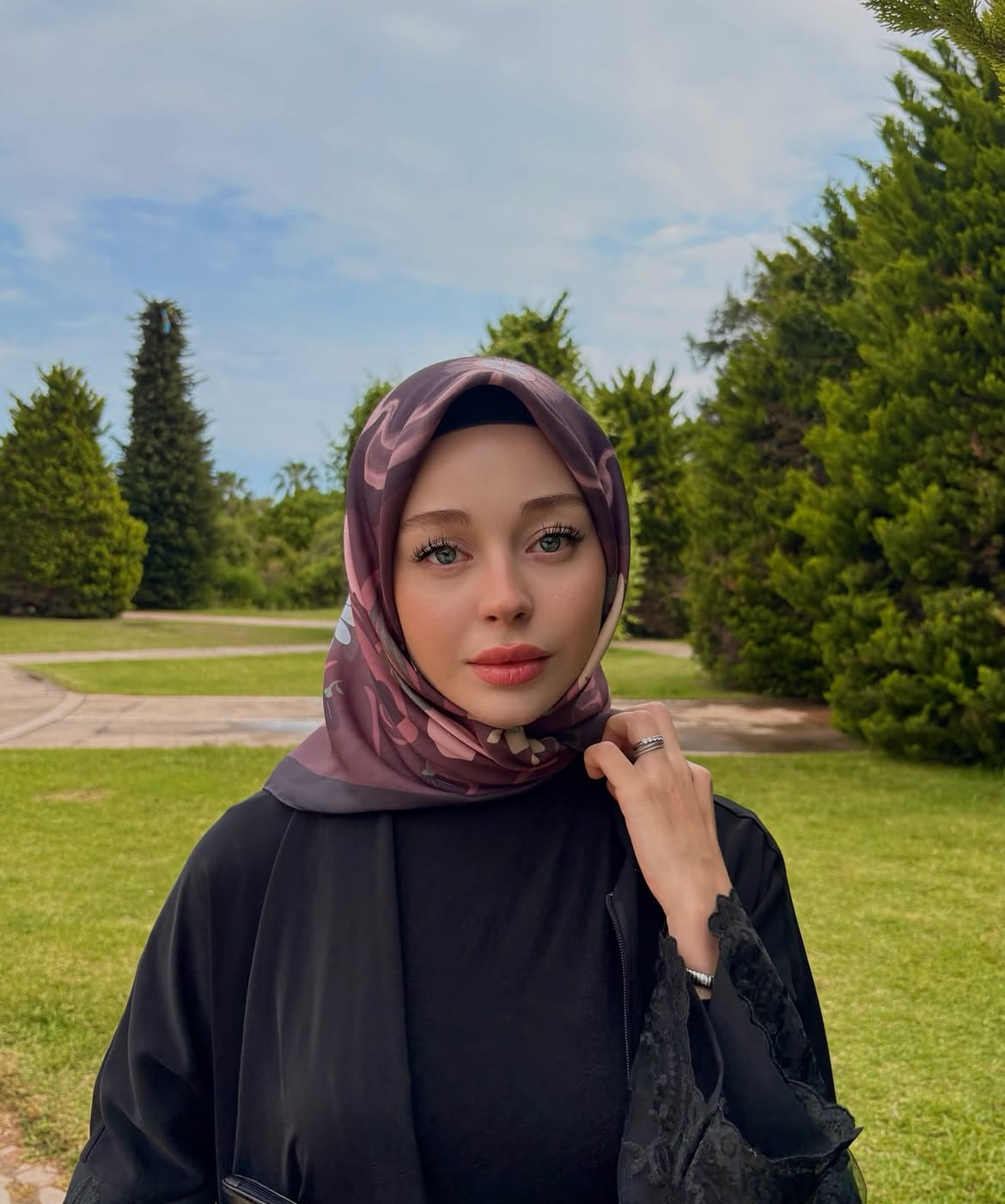 Cumhuriyet Efsane Partner Escort Bayan Müjde