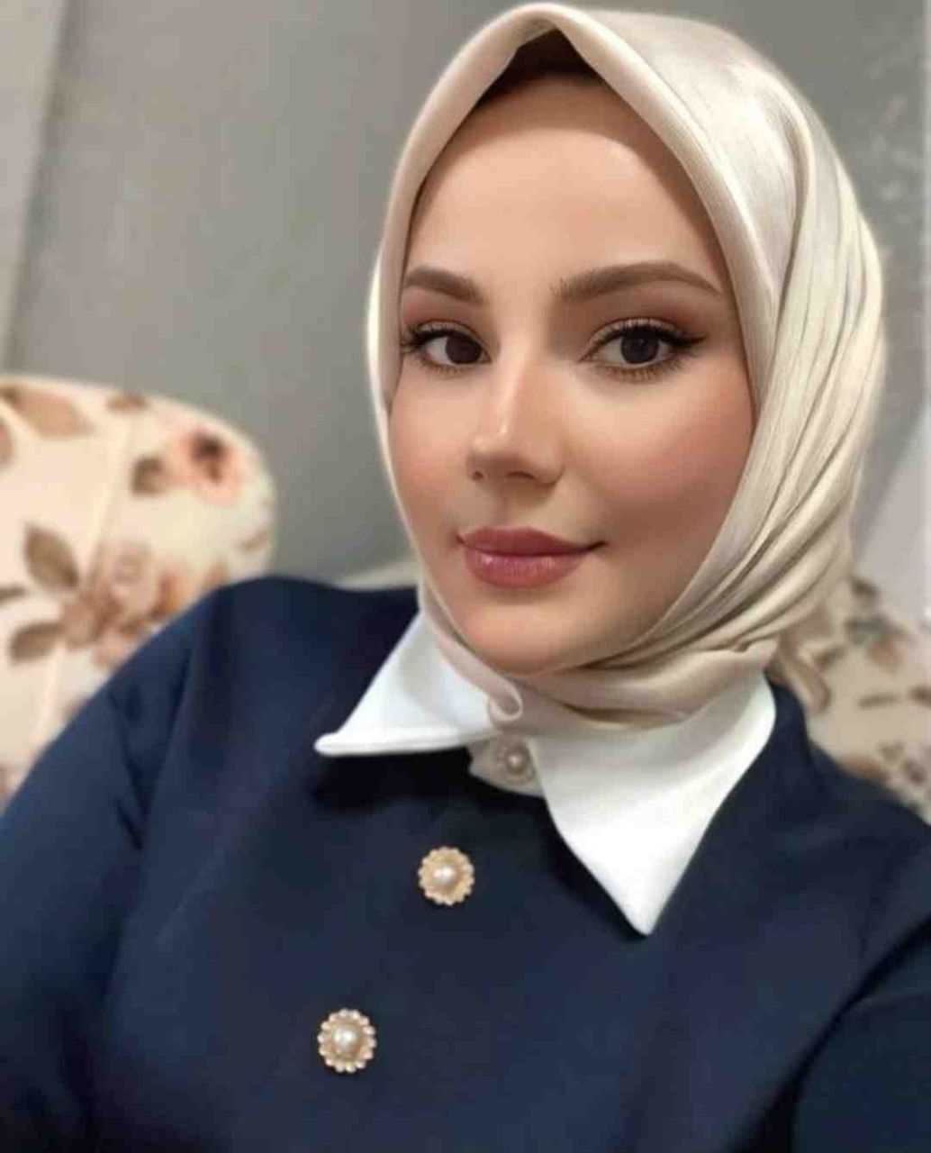 Elazığ Beni Hissettiren Kadın Escort Hira